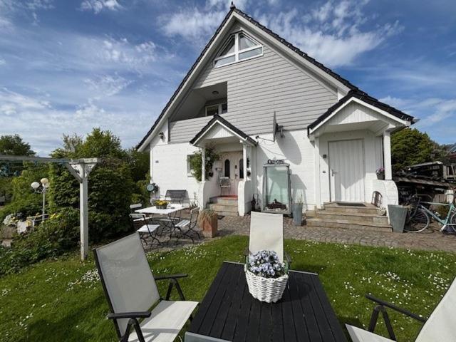 Ruhetal -Ferienwohnung Mit Sonnenterasse Glücksburg Eksteriør bilde
